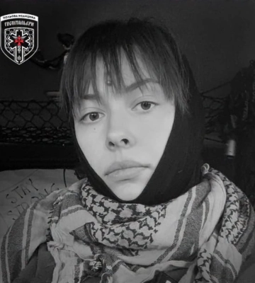 Під час повторного удару рф по Києву 1 серпня, загинула парамедикиня "Госпітальєрів" Єва Ройтер