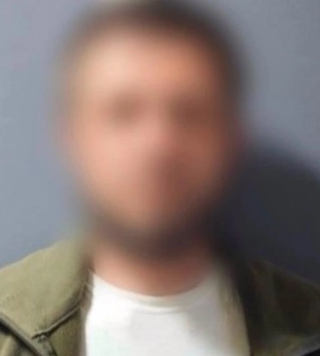 Житель Киева устроил стрельбу во дворе жилых домов
