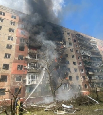 ОВА: війська РФ скинули по центру Краматорська дві авіабомби, є постраждалі