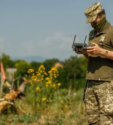 На Закарпатті прикордонник із дроном щоночі полює на порушників кордону