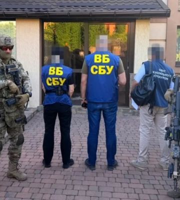 СБУ разоблачила заместителя главы Хмельницкой областной государственной администрации, который брал взятки за ремонт дорог