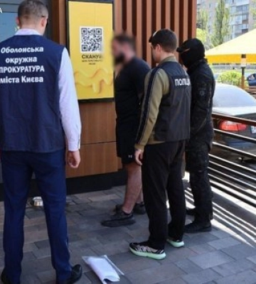 Продавал инвалидность за $28 000 и ограниченную годность за $15 000: киевлянина будут судить. ФОТОрепортаж