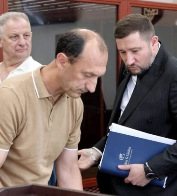 Суд пом'якшив запобіжний захід полковнику Червінському