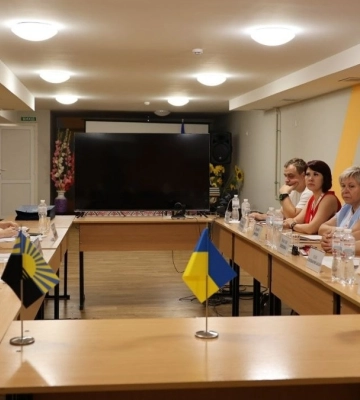 Голова Донецької обладміністрації анонсував встановлення 21 мобільного укриття за підтримки УЧХ