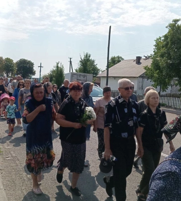 Понад два роки вважався зниклим безвісти: на Волині поховали Героя Олександра Лавренчука