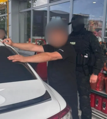 В Киеве раскрыли схему фиктивных браков для выезда за границу военнообязанных