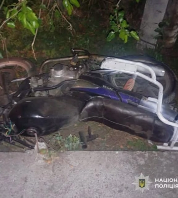На Житомирщині неповнолітній мотоцикліст потрапив у ДТП та до лікарні