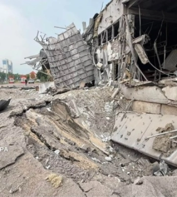 У Києві кількість постраждалих через нічний російський обстріл зросла до 26, загинула жінка