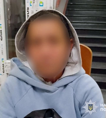 Видурила у пенсіонерки понад 350 тис гр - на Хмельниччині судитимуть шахрайку