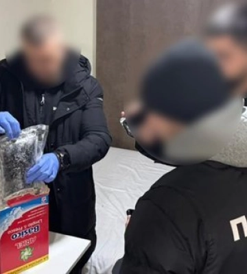 На Закарпатті перед судом постануть люди, які причетні до контрабанди кокаїну з країн ЄС. ФОТОрепортаж