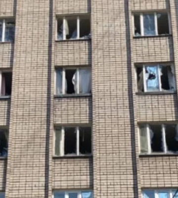 Запорожье и область под обстрелом: есть пострадавшие, повреждены дома и общежитие