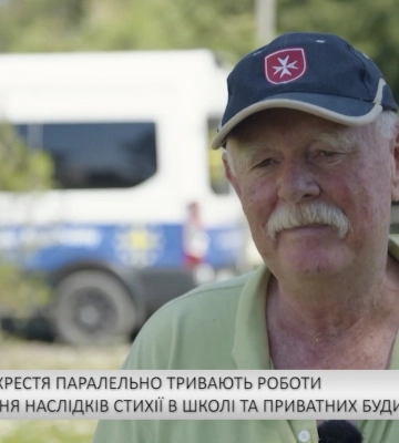 У Перехресті паралельно тривають роботи з усунення наслідків стихії в школі та приватних будинках (відео)
