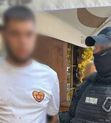 Зняття з обліку та бронь за $6 тис.: підозру отримав 23-річний киянин