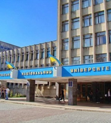 УжНУ увійшов до ТОП-15 найпопулярніших вишів України за кількістю заявок від вступників
