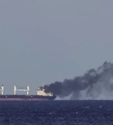 Российские оккупанты в Черном море атаковали дронами немецкий балкер