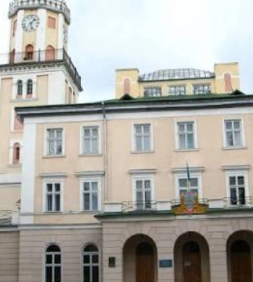 Кадрові перестановки у Самбірській міськраді: хто отримав керівні посади