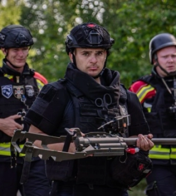 Вибух на Хмельниччині: сили ДСНС очистили прилеглу до полігону територію
