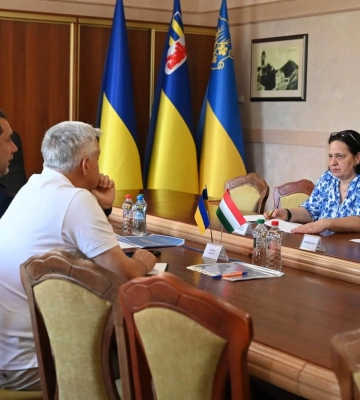 Закарпаття та Угорщина обговорили розвиток Карпатської інтеграційної ініціативи