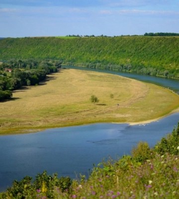 Укргідрометцентр повідомляє про маловоддя на низці річок через нерівномірність опадів у липні