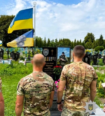 На Рівненщині вшанували пам`ять поліцейського КОРДу Тараса Мельника