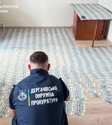 Вигадав «спадковий психоз» за 6500 доларів: у Харкові повідомили про підозру колишньому завідувачу відділення психлікарні 