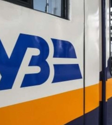 Укрзализныця временно изменила маршруты ряда поездов, курсирующих через Днепр и область