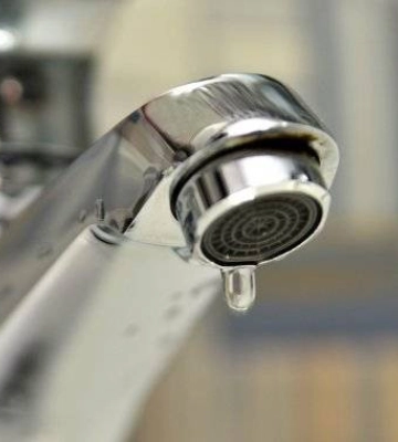 У Херсоні воду тимчасово подаватимуть за графіком
