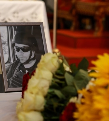 У Києві попрощалися із польським волонтером, який загинув від удару РФ у Харкові
