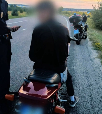 У Луцьку патрульні після переслідування склали купу протоколів на юнака