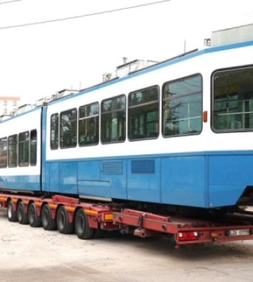 Вінниця отримала від швейцарських партнерів перші низькопідлогові трамваї