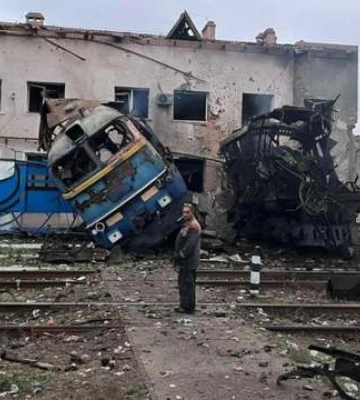 Росія атакувала поїзд "Суми – Київ": загорівся локомотив