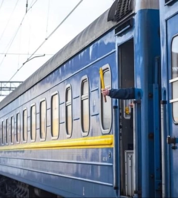 Рух потяга можуть зупинити: що відбувається на маршруті Дніпро — Запоріжжя