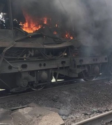 Ворог вдарив дроном по поїзду Суми - Київ: пасажирів встигли евакуювати