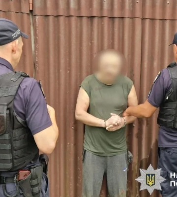 На Буковине задержали мужчину, который стрелял в полицейских и 11 дней скрывался в лесу 