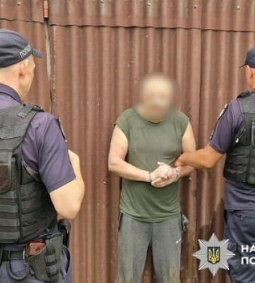 Поранив двох поліцейських та 11 днів переховувався у лісі: на Буковині затримано стрільця, - Нацполіція. ВІДЕО+ФОТОрепортаж