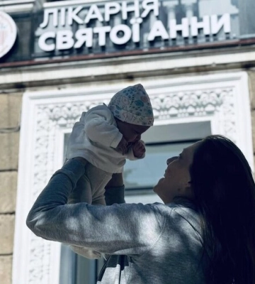 Двійнята з окремими плацентами народилися у Львові одна за одним