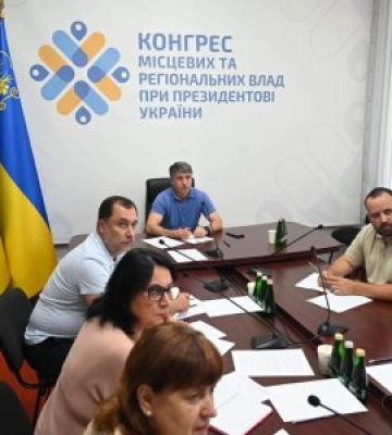 Шкільний автобус, безкоштовний обід та укриття: як Закарпаття готується до нового навчального року