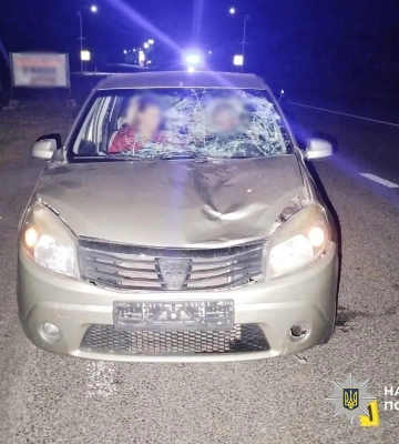 На Черкащині потрапив до лікарні чоловік, який вибіг на дорогу просто під колеса легковика