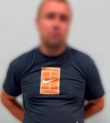 Травмував патрульного та пошкодив кілька автівок - вінницька поліція затримала водія викраденого Audi