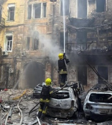Одеса зазнала однієї з наймасованіших атак: є постраждалі, руйнування та проблеми зі світлом