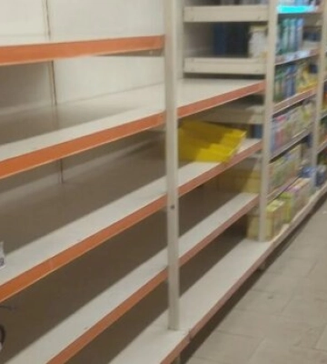 Пустые полки "Сильпо" и Novus после ударов РФ: дефицит до 1,5 недели, цены не взлетят