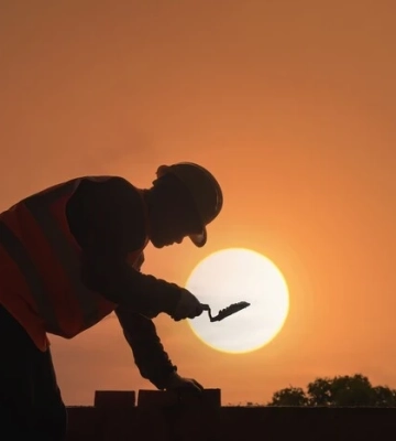 День будівельника: скільки заробляють фахівці у 2026 році