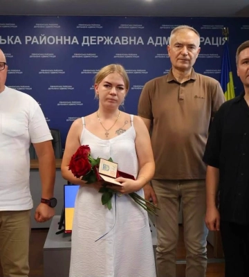 Дружині полеглого воїна з Рівненщини вручили державну нагороду