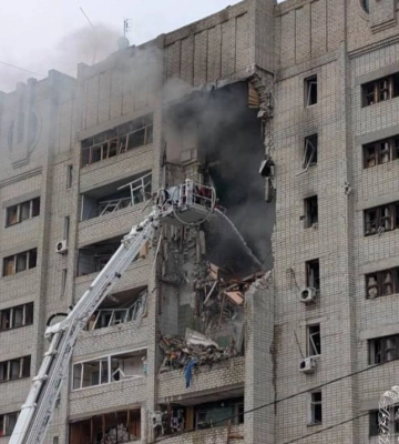 В Харькове число пострадавших от удара возросло до 23, под завалами ведут поиски людей