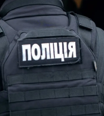 На Первомайщине будут судить мужчину, который восемь раз выстрелил в знакомую в отеле