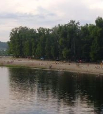 На Климівці водолази дістали з Ворскли тіло чоловіка