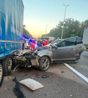 Смертельна ДТП на Житомирському шосе у Києві: загинули жінка та дворічна дитина