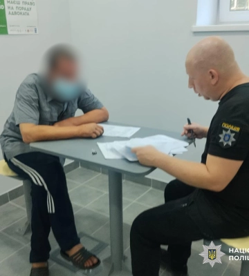 На Одещині заґратовано нелюда, який побив та намагався зґвалтувати стареньку жінку
