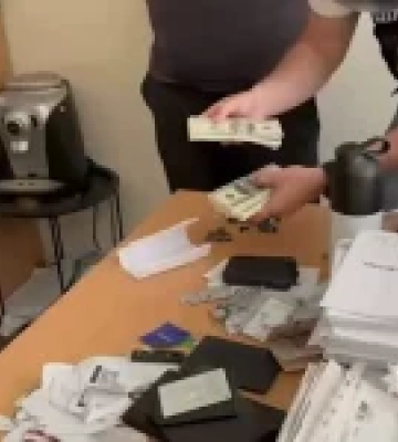 У Києві викрили схему переведення військових у тил за 26 тисяч доларів