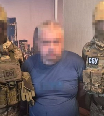 СБУ затримала агента ГРУ РФ, який створив телеграм-канали для коригування ударів по Донеччині. ФОТО